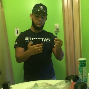 Meet your Posher, Devin